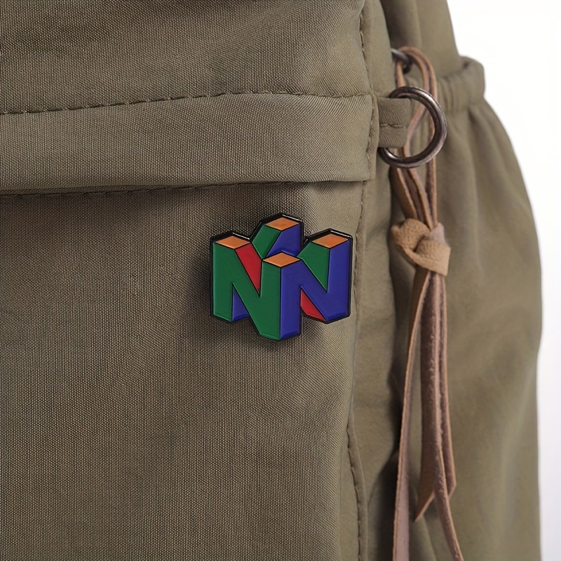 N64 Logo Gaming Enamel Pin – R - Gaming Accessories Gifts For Men recensione e prezzo