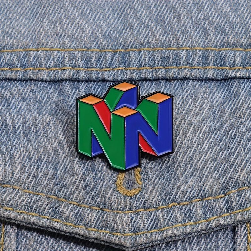 N64 Logo Gaming Enamel Pin – R - Gaming Accessories Gifts For Men recensione e prezzo