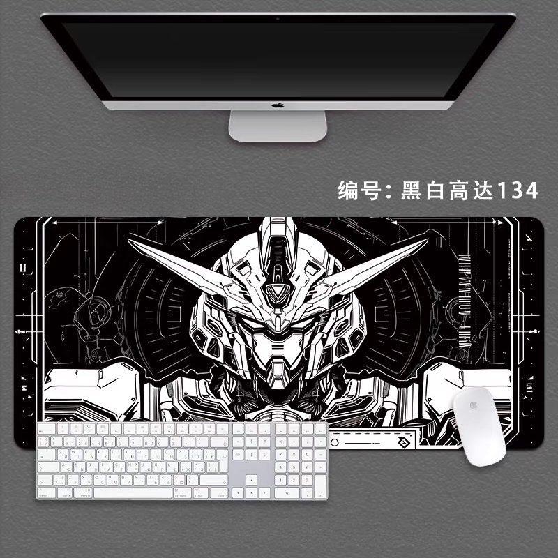 Vintage Black & White Gundam C - Vintage Gaming Accessories recensione e prezzo